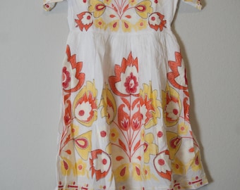 White Cotton Embroidered Short Dress – Floral Vacation Tunic – Boho Indian Kurti – Beachwear – Multiple Sizes