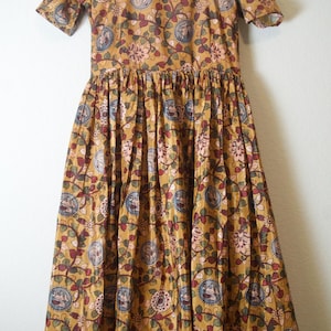 kalamkari dress material designs Design your own perfect outfit with our elegant Kalamkari Dress Materials Inspired by traditional Indian artistry, these dress materials feature beautiful Kalamkari prints with intricate patterns and vibrant colors. Each piece