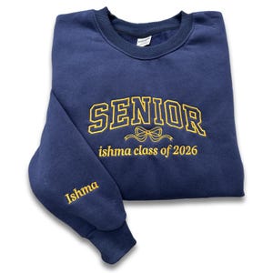 Individuell gesticktes Senior-Sweatshirt, Coquette Bow-Pullover, Senior-Team-Shirts personalisiert, Klasse von 2026, Abschlussgeschenk für Senioren
