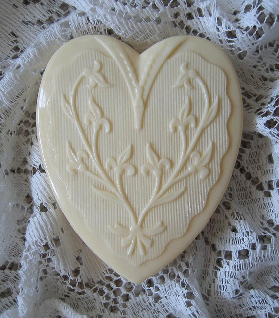 Vintage Heart Celluloid Jewelry Box Coro | NF Cond