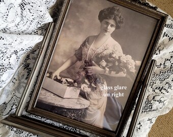 Victorian Lady Print Roses c1920 Fancy Barbola Frame E3367