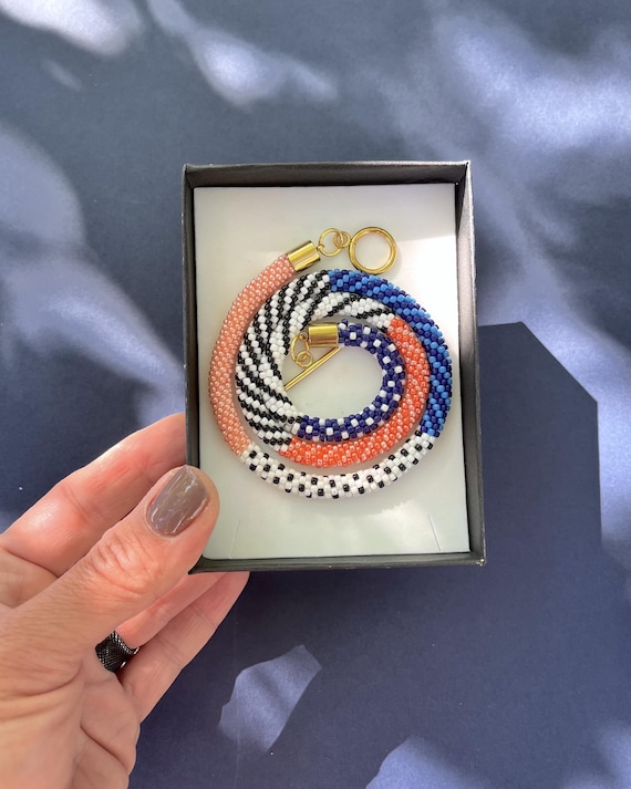 Handmade Beaded Crochet Necklace, Glass Beads, Slow Fashion, Unique Jewels