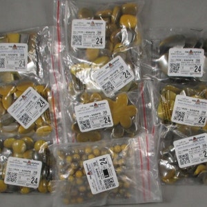 Acrylic Beads from Fire Mountain Gems 2000+ | Bead Shimmer(TM) | Included: 5 Colors in 10 Sizes (50 Different Types of Beads)