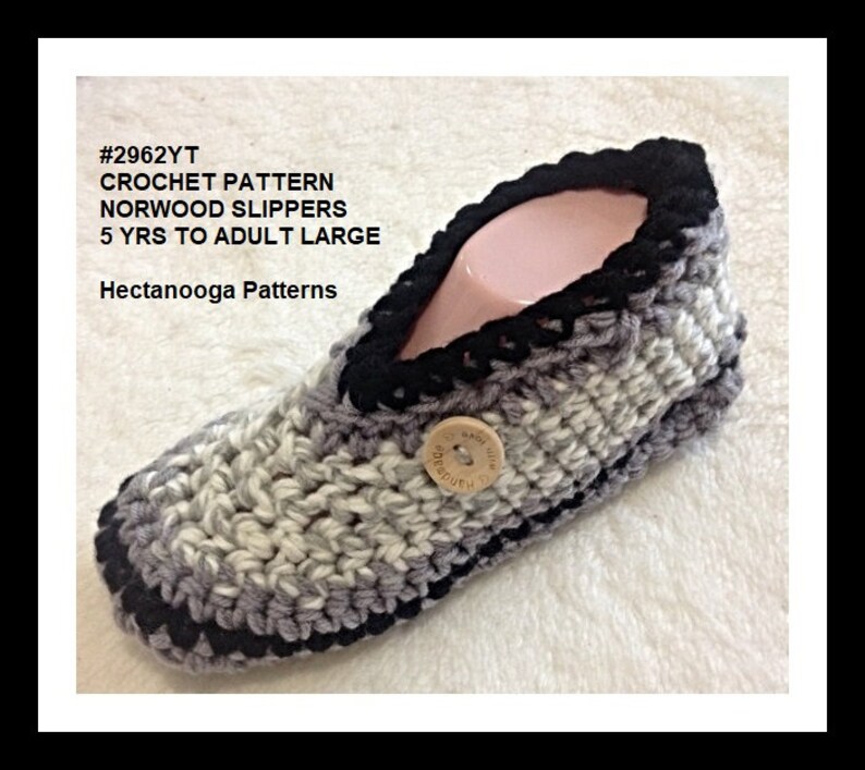 Crochet Slippers Pattern, Unisex style, chunky cozy and warm, child, teen, adults, video demo included, easy and quick, 2962 image 2