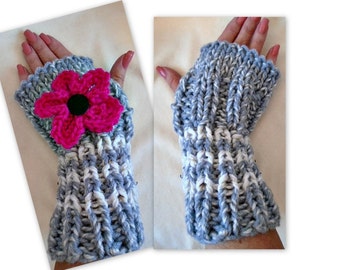 Easy KNITTING PATTERN, Texting gloves, Fingerless gloves, KNIT flower,  Beginners  2 yrs to Adult large. teens, women, toddlers, baby, #934