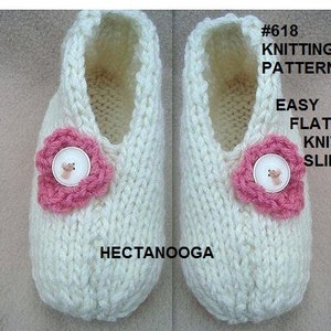 EasyKNITTING PATTERNs, Cozy Women's Slippers, One Skein, 2 Hour Slippers, #618, knitted flower included