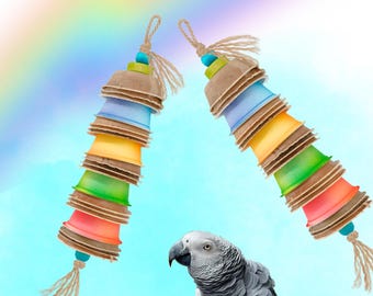 PARROT PALM SHREDDERS™ | Set of two medium bird toys made of natural palm leaves and bird-safe woods