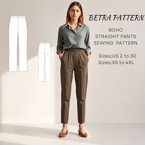 Può includere: Una donna indossa pantaloni dritti marroni con elastico in vita, abbinati a una camicia grigia abbottonata. L'immagine include un'illustrazione del modello di cucito e il testo: "BETRA PATTERN, BOHO STRAIGHT PANTS SEWING PATTERN, Taglie: US 2 a 30, Taglie: XS a 4XL."