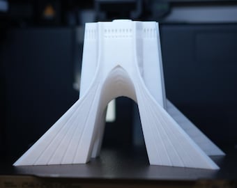 3D gedruckter Azadi Turm Modell: Persische Architektur, Kulturelle Wahrzeichen (8x5x6 inches)