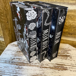 The lord series set- with custom sprayed edges
