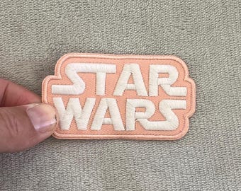 スターウォーズ パッチ | 3x1.5インチ 刺繍アイロン接着 | ピンク＆ホワイト ロゴ
