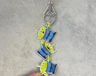 Naszywka do prasowania z haftem „Toy Story: Zieloni Obcy i Pazur” | OSTATNIA W MAGAZYNIE