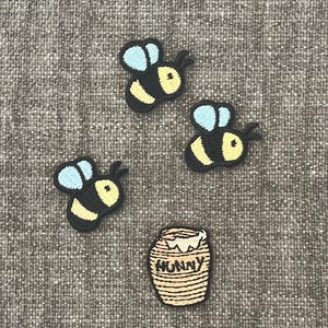 Mini Bumble Bee Embroidered Patch: Iron-On Applique