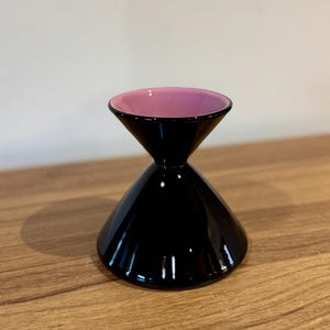 Jarrón de vidrio artístico vintage firmado por Magdanz Shapiro Studio: negro y rosa, MCM Decor