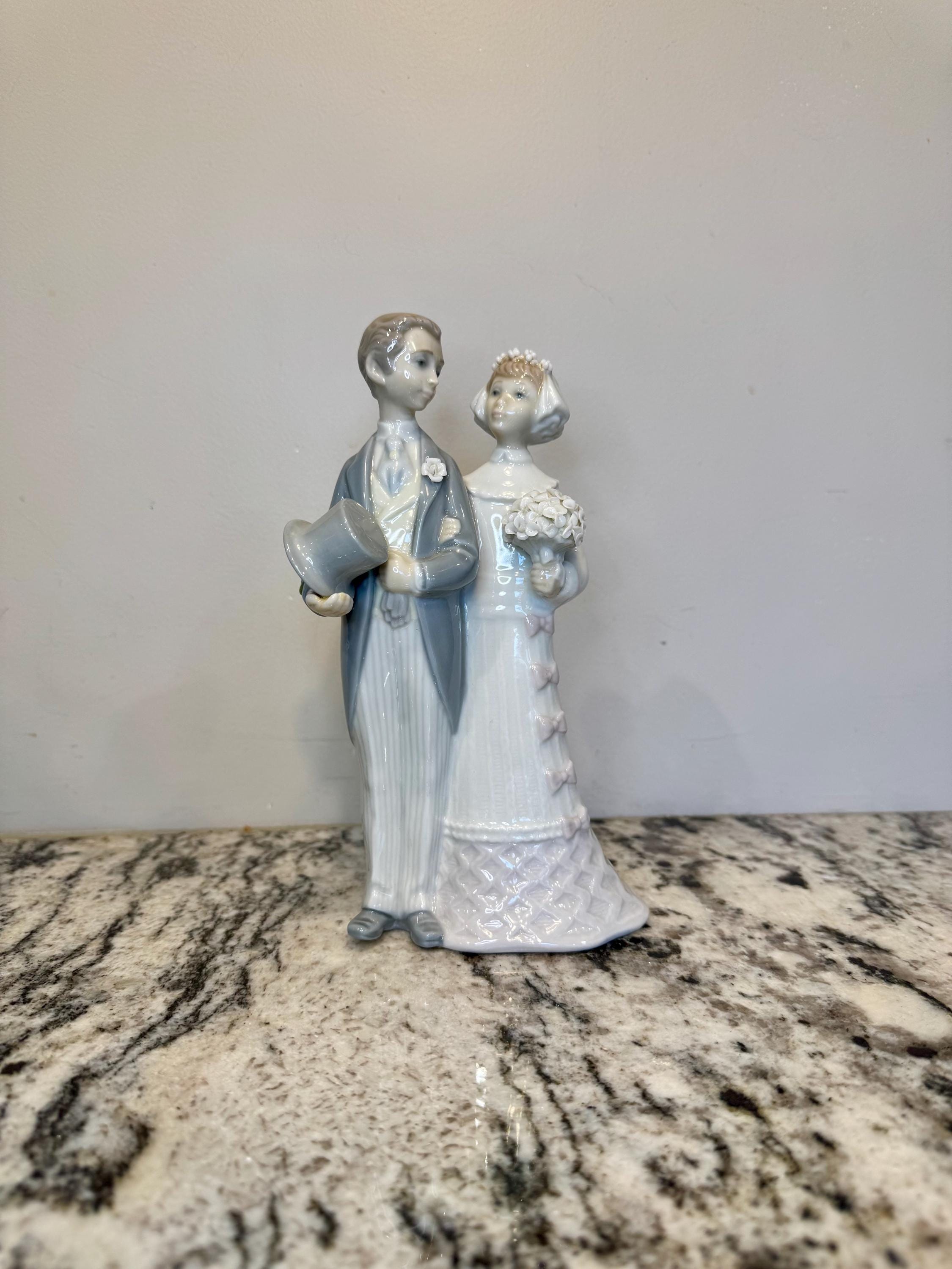 ヴィンテージ リヤドロ 磁器製フィギュア - 結婚式のカップル