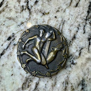 Bouwerie Lane Buckle - Etsy display picture 3