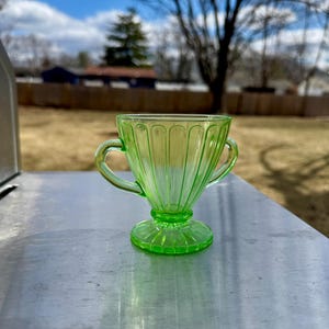 Hazel Atlas Green Uranium Depression Glass Ribbon Series Sugar Bowl, Vaseline Glass 3.5&quot;