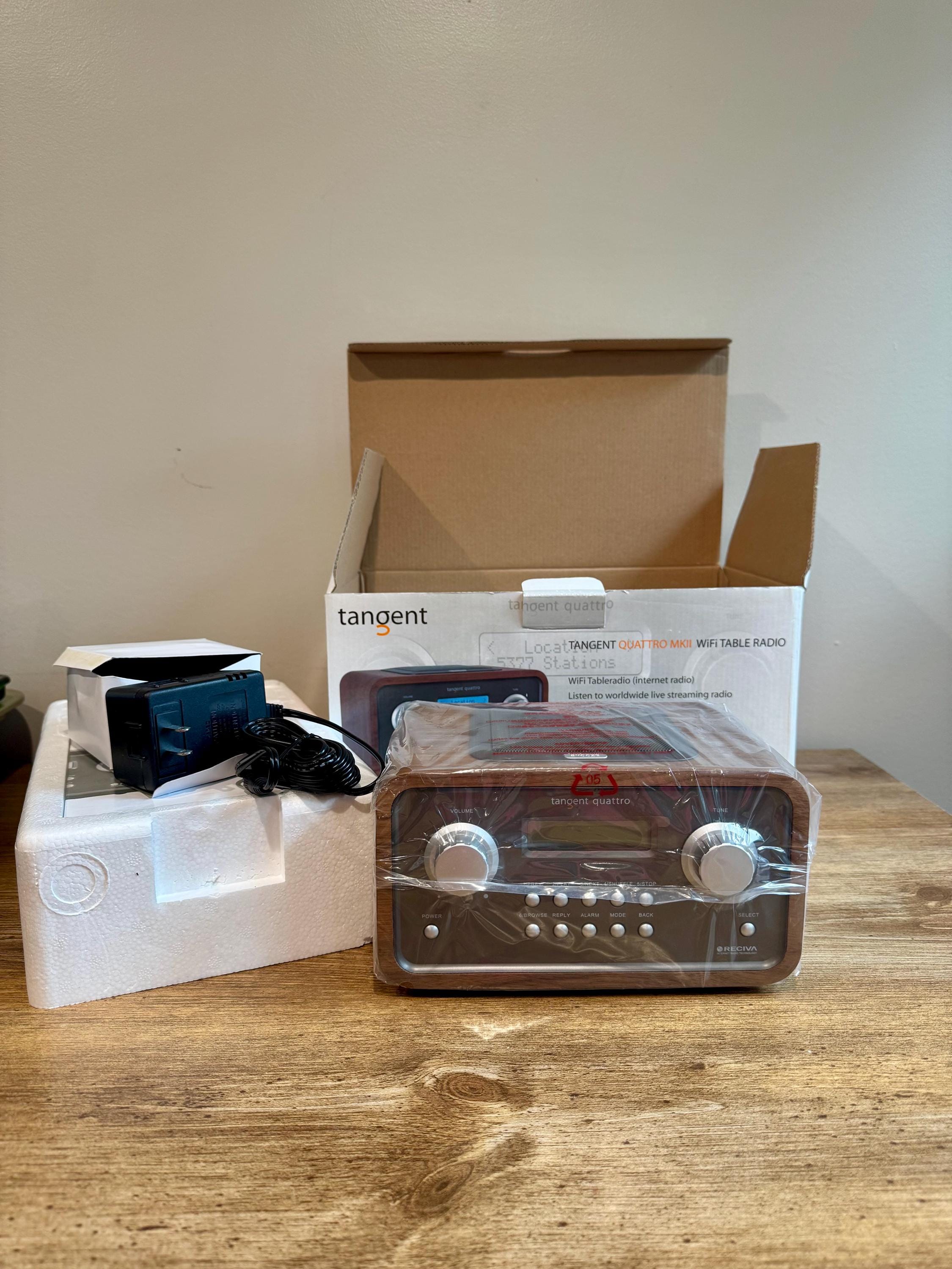 新品未開封 Tangent Quattro MKII WiFi インターネットラジオ テーブル