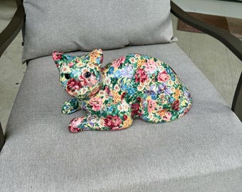 Vintage Flower Decoupage Paper Mache Ceramic Patchwork Cat Statue Figurine - 14&quot; x 8&quot; - Realistic Decor