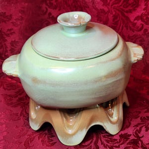 Vintage Frankoma Prairie Green Pottery Bean Pot - 1960s Plainsman Ceramic Covered Casserole Dish Drip Glaze Art Pottery