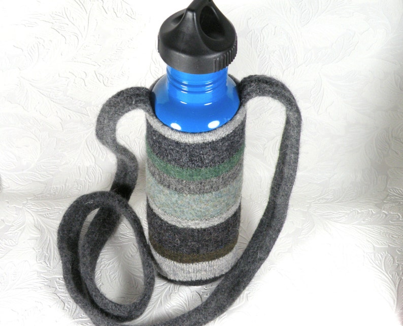 Water bottle cozy image 1