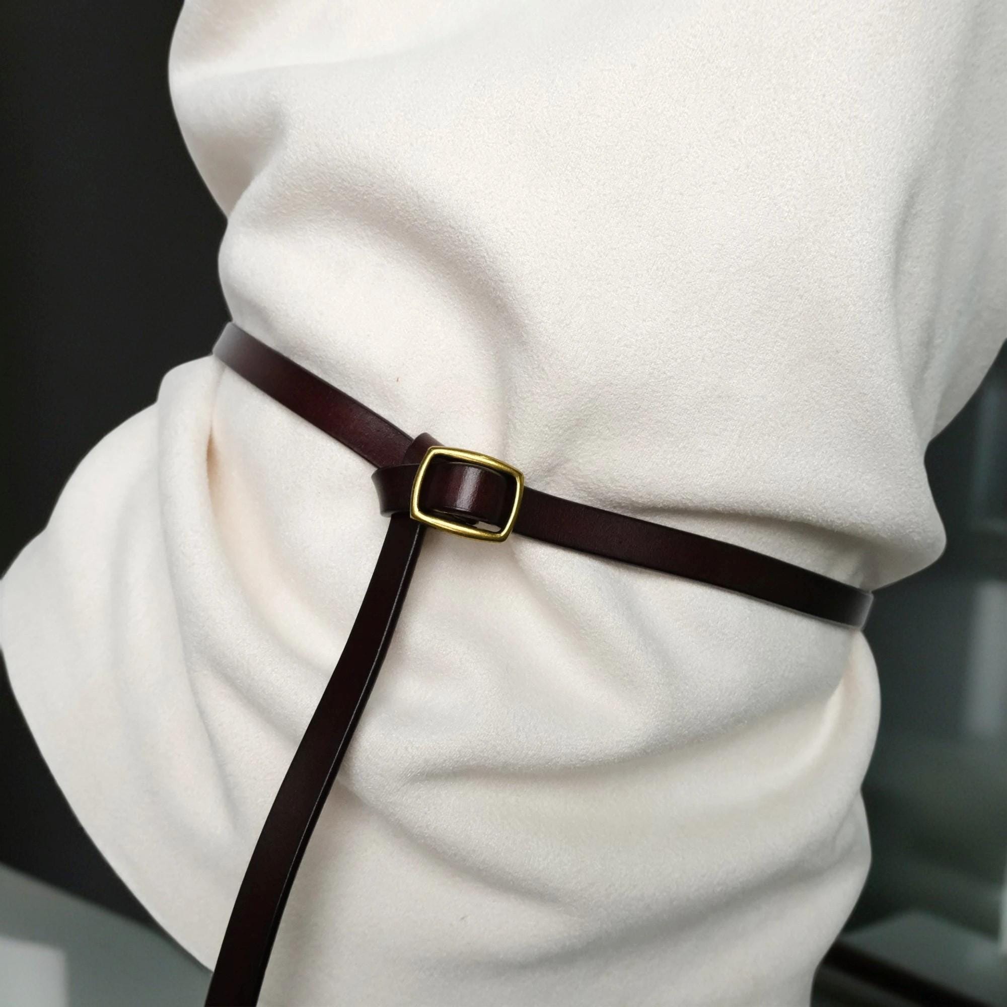 skinny tie belt