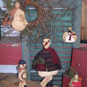 Primitive Patterns Snowman Wreath Ornaments Ornie The Primitive Snowman Book Folk Art Snowmen Patterns