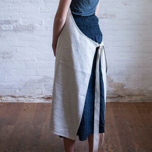 smocked apron in oatmeal linen image 3