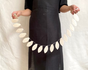 paper leaf garland