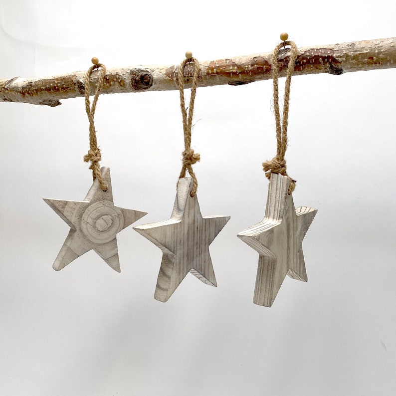 chunky wood star image 1