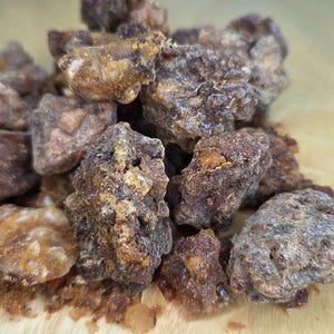 Myrrh Resin - Commiphora Myrrha - Kenya (Incense Grade)