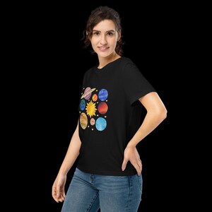 Space Lover T-Shirt: Organic Cotton Solar System Graphic Tee