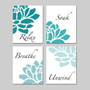 Aquablauwgroen Zeebloemen badkamerkunst Ontspan, geniet, adem en kom tot rust - Bloemenblaadjes Bad Spa - Set van vier badkamerprints of 4 canvaskunst