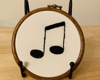 Eighth note music note hanging embroidery 4”