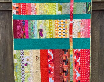 Color gradation lap quilt / kid's quilt / wall hanging