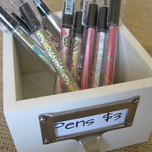 Decorative pen coordinates with Throne of Grace Legacy Prayer Journals image 3