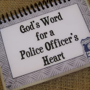 A Palavra de Deus para o Coração de um Policial, Cartões de Versículos Bíblicos Laminados e Encadernados em Espiral