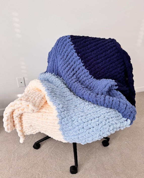 Blue Ombre Hand Knit Chunky Blanket Navy Blue Baby Blue Cream