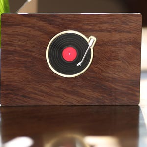 Retro Gramofon Drewniany Witraż Styl Karta Urodzinowa, Ręcznie Robiona Karta Z Pozdrowieniami, Prezent Dla Fana Muzyki DJ