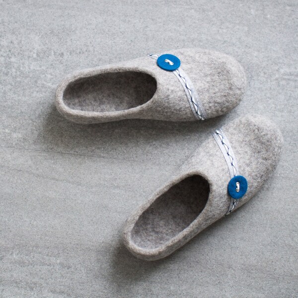 Grey felted slippers, Women house shoes with black rubber sole, Natural gray organic wool clogs, Eco friendly boiled wool slippers