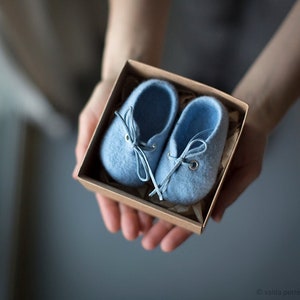 Pregnancy announcement for grandparents, Baby shower gift, Baby blue merino wool booties, Felted baby boy shoes in craft box, Gender reveal image 1