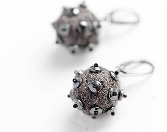 Steampunk jewelry - Modern statement elegant unusual ball earrings with dark gray felt black beads hematite