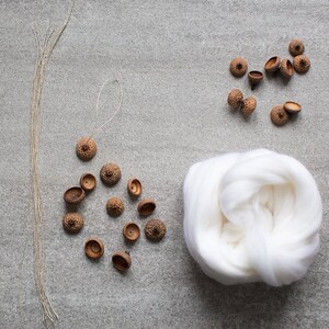 Felted acorns DIY Make white Christmas ornaments yourself Easy DIY craft kit for eco friendly home decor Beginner felting craft set image 2