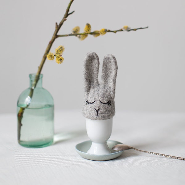 Egg warmer - Easter bunny, Gray nursery room decor, Easter table centerpiece decoration, Felted natural organic wool egg hunting stuffer