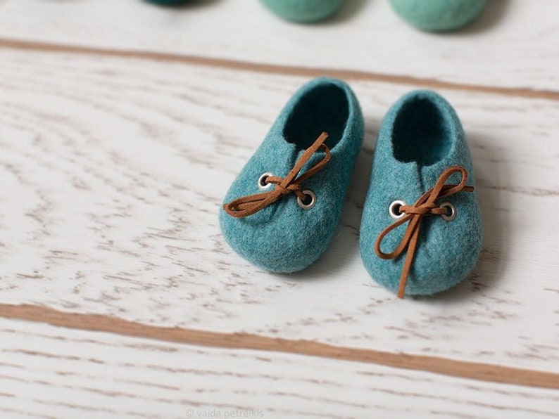 Blue wool baby crib shoes with brown laces, soft sole slippers for newborns and prewalkers, cute homemade custom color unisex baby booties Blue