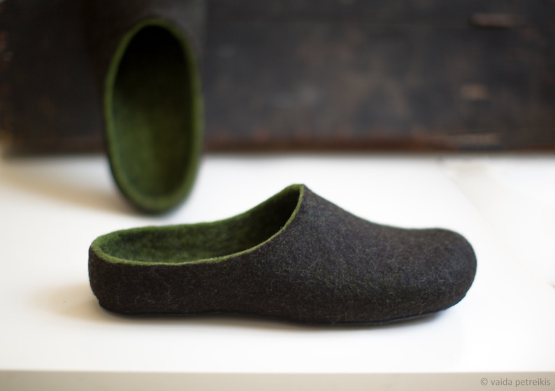 Felted men slippers, Mens house shoes, Forest green black brown natural wool clogs, Eco friendly gift for him Wool anniversary Christmas image 2