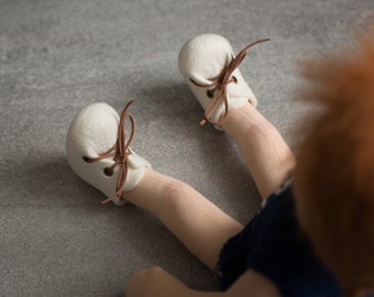 Large doll shoes - 14, 15, 16, 18 inches Waldorf doll boots - Merino wool soft doll shoes - Custom doll shoes for AG girl