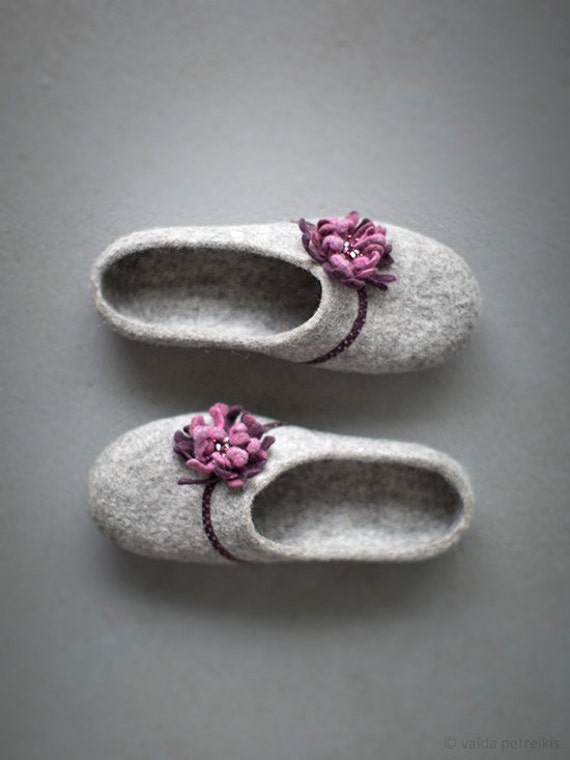 purple slippers womens