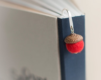 Unique bookmark - Real acorn cap red woolen bead metal book mark - Coworker hostess book lover gift - Bookmark for books kids men bible