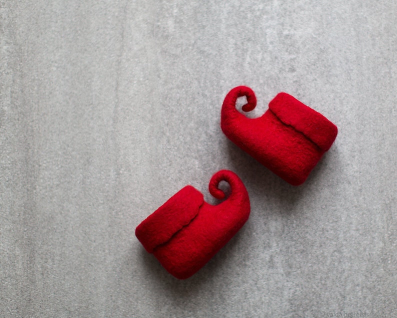 Christmas elf shoes for baby girls and boys, Woodland fairy booties for small kids in pure red or custom color image 1